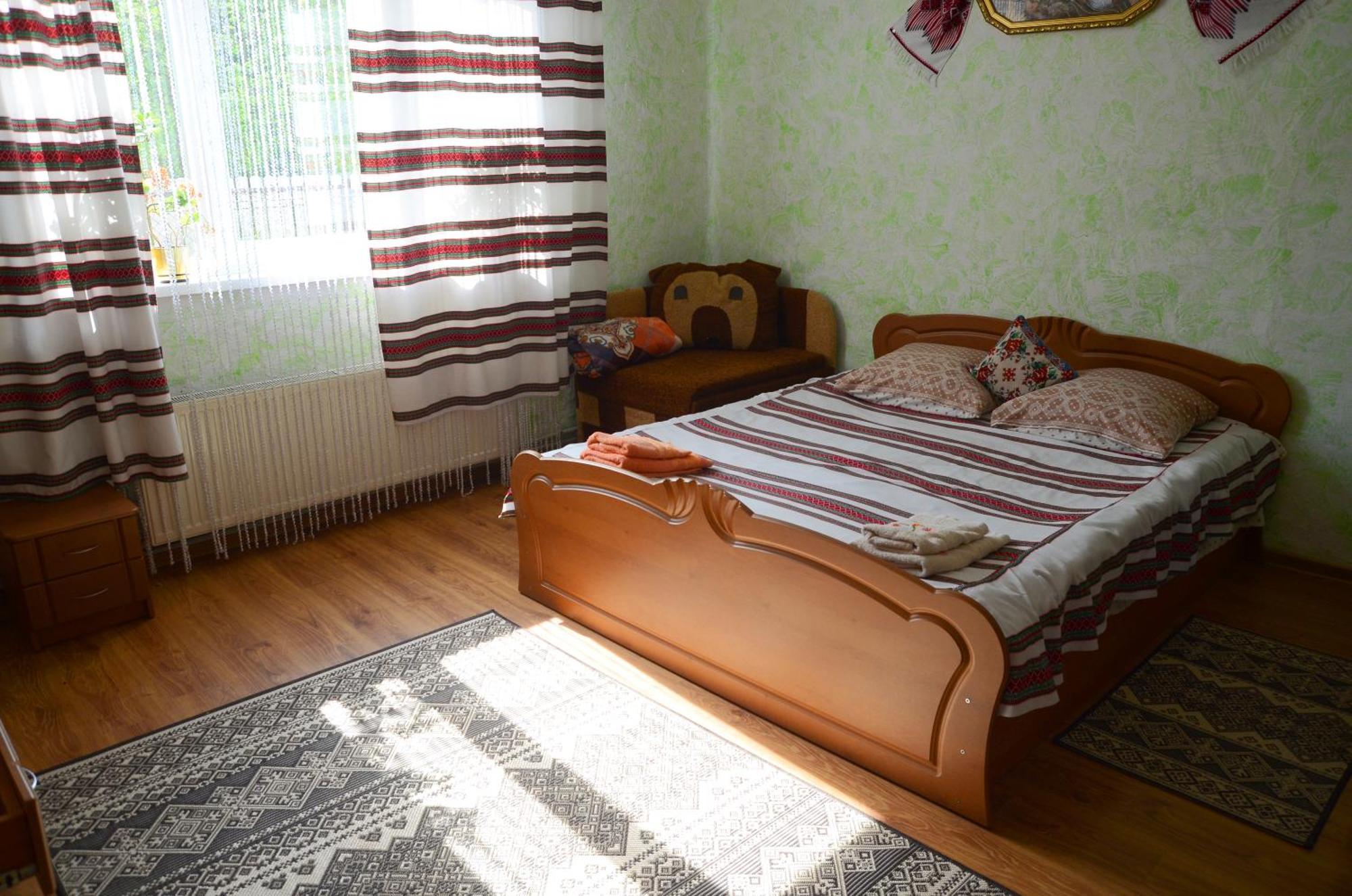 Hotel Gostynnyi Dvir U Marichky Lazeshchyna Exterior foto