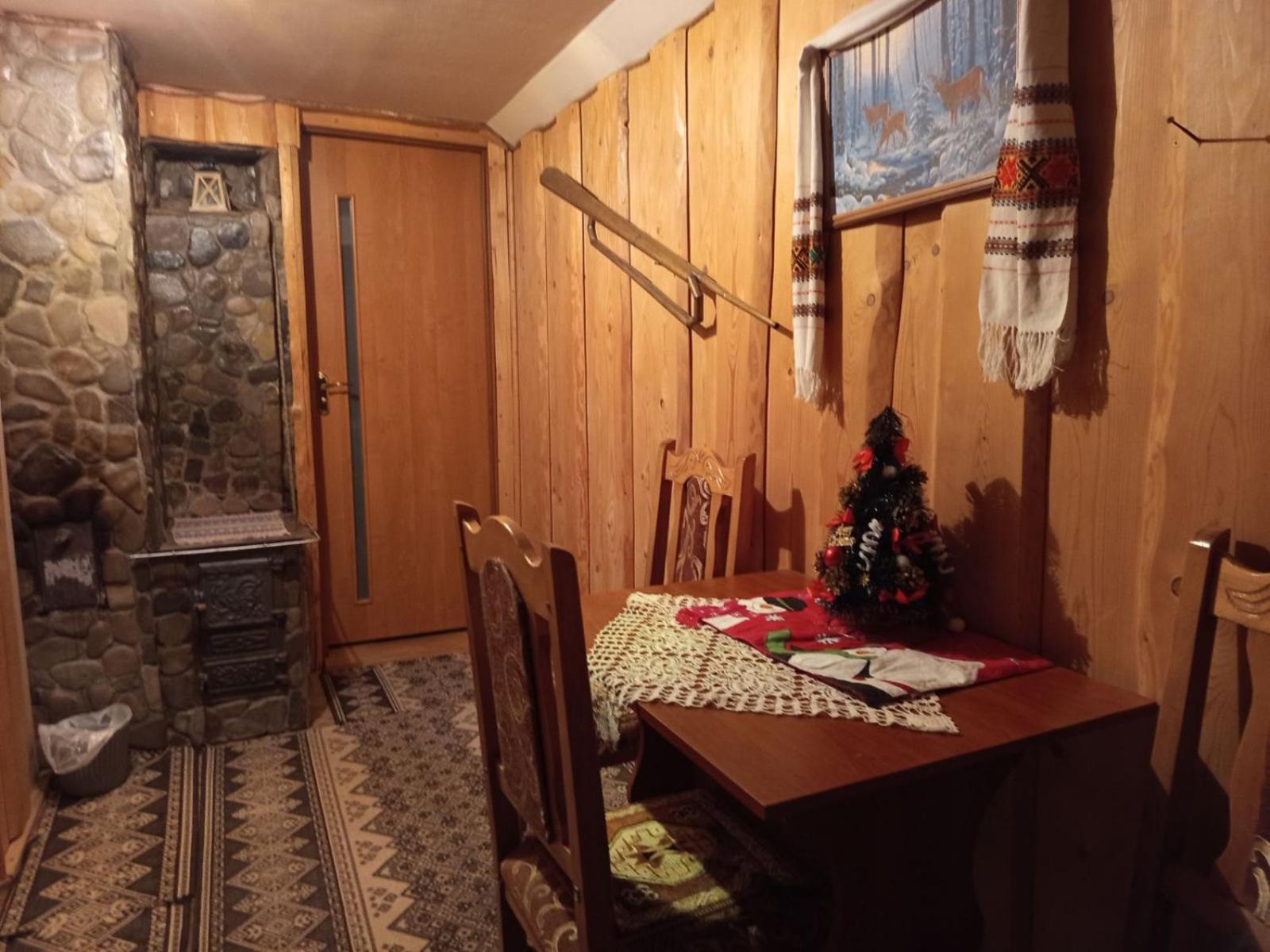 Hotel Gostynnyi Dvir U Marichky Lazeshchyna Exterior foto