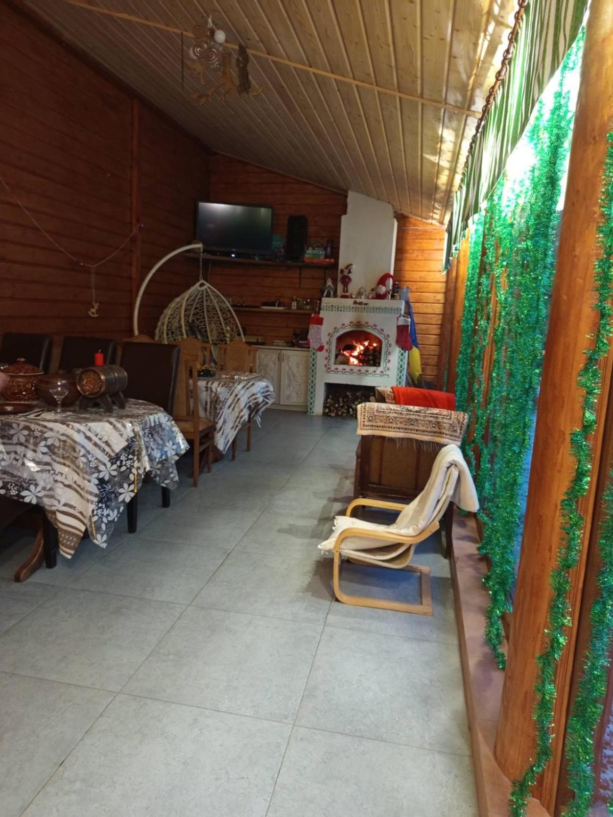 Hotel Gostynnyi Dvir U Marichky Lazeshchyna Exterior foto